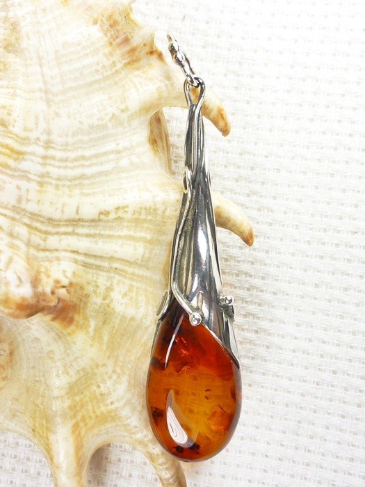 611-27 Wisiorek Srebro z Bursztynem -HAND MADE-