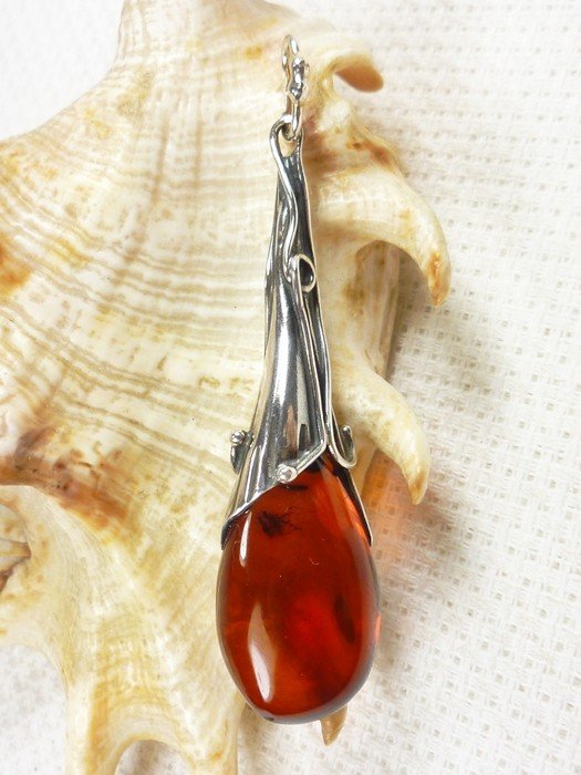 611-39 Wisiorek Srebro z Bursztynem -HAND MADE-