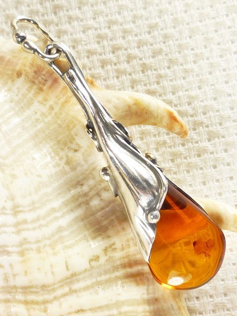 622-21 Wisiorek Srebro z Bursztynem -HAND MADE-