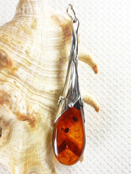 611-16 Wisiorek Srebro z Bursztynem -HAND MADE-