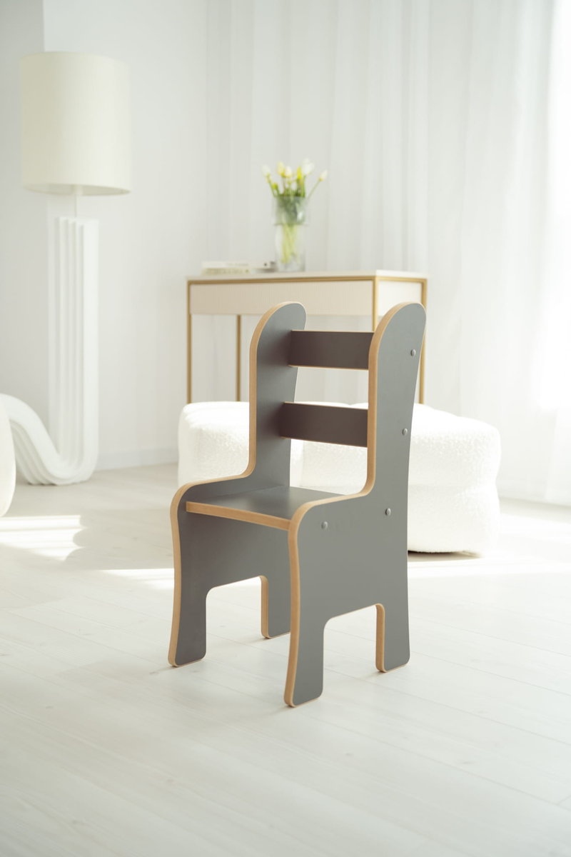 Krzesełko dla dziecka - szare