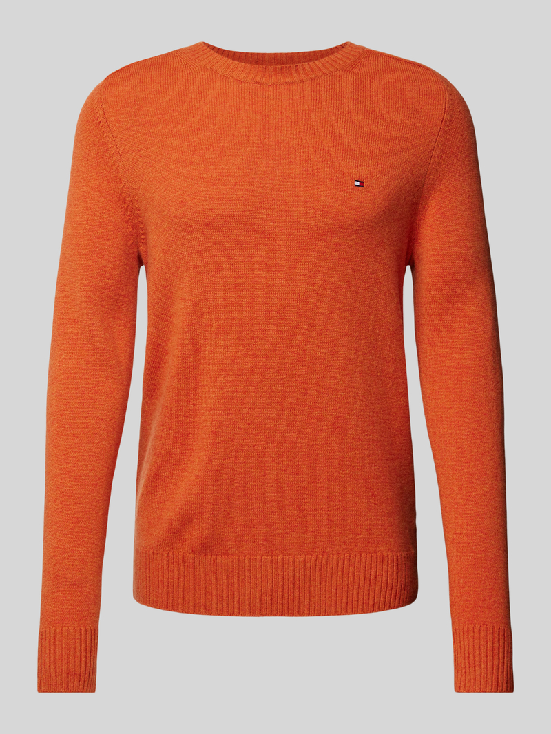 Sweter wełniany z wyhaftowanym logo