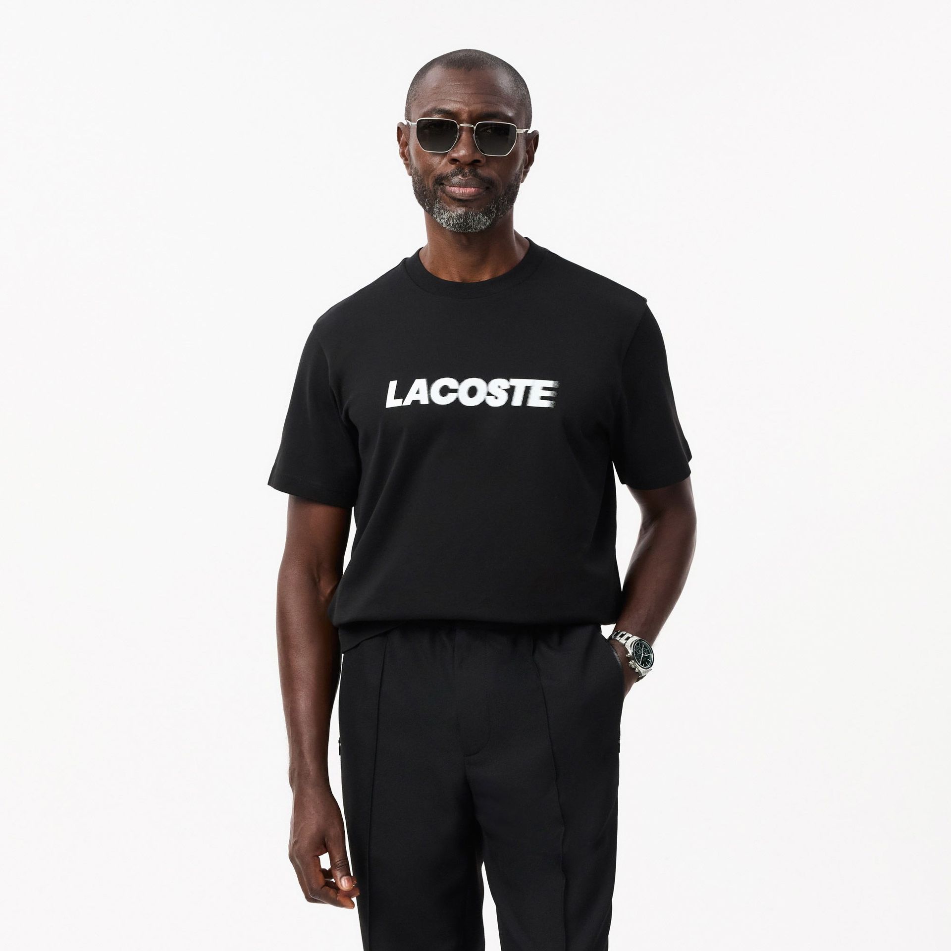 T-shirt z logo z grubej bawełny o klasycznym kroju