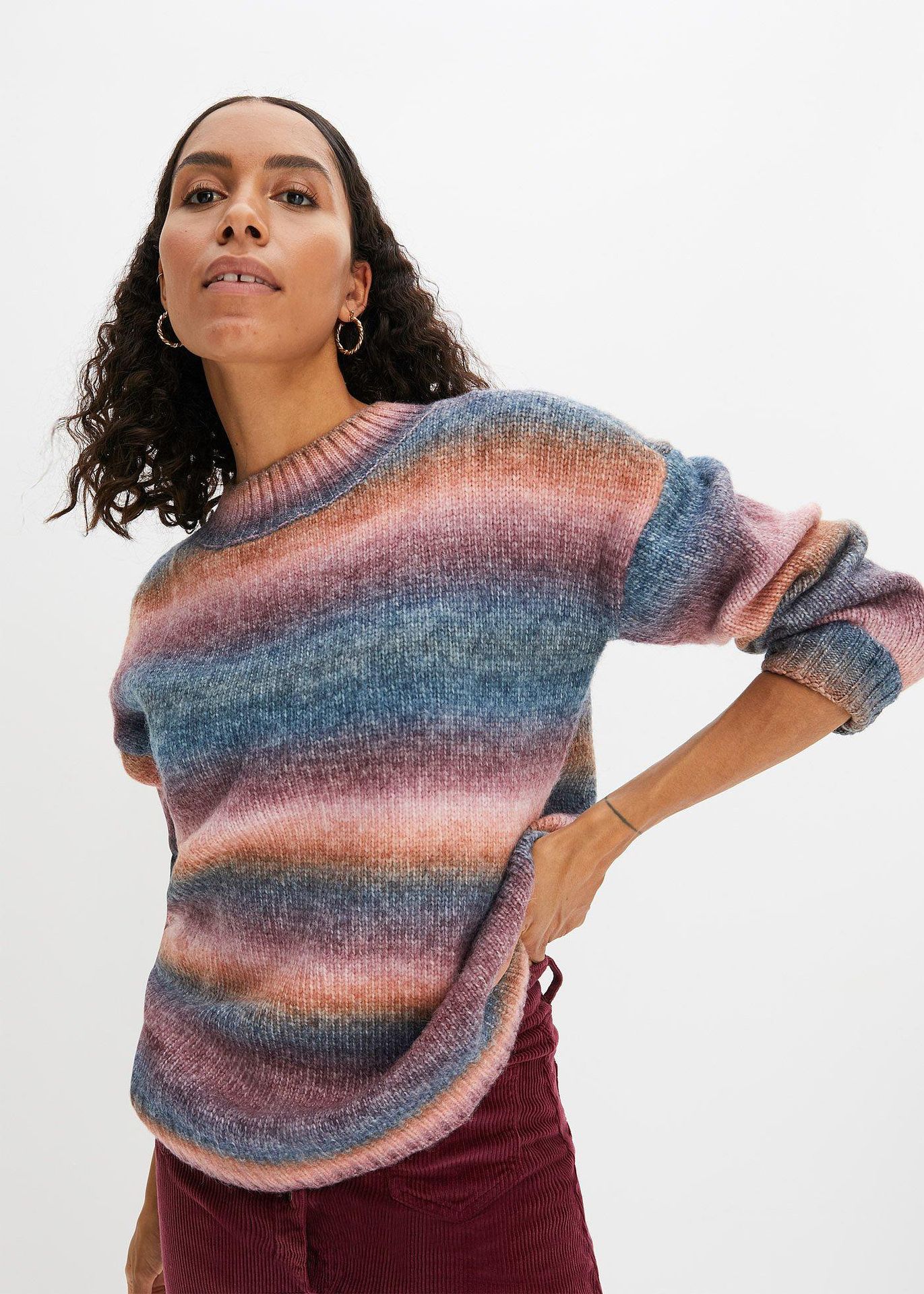 Sweter w cieniowanym kolorze, z domieszką wełny - bonprix
