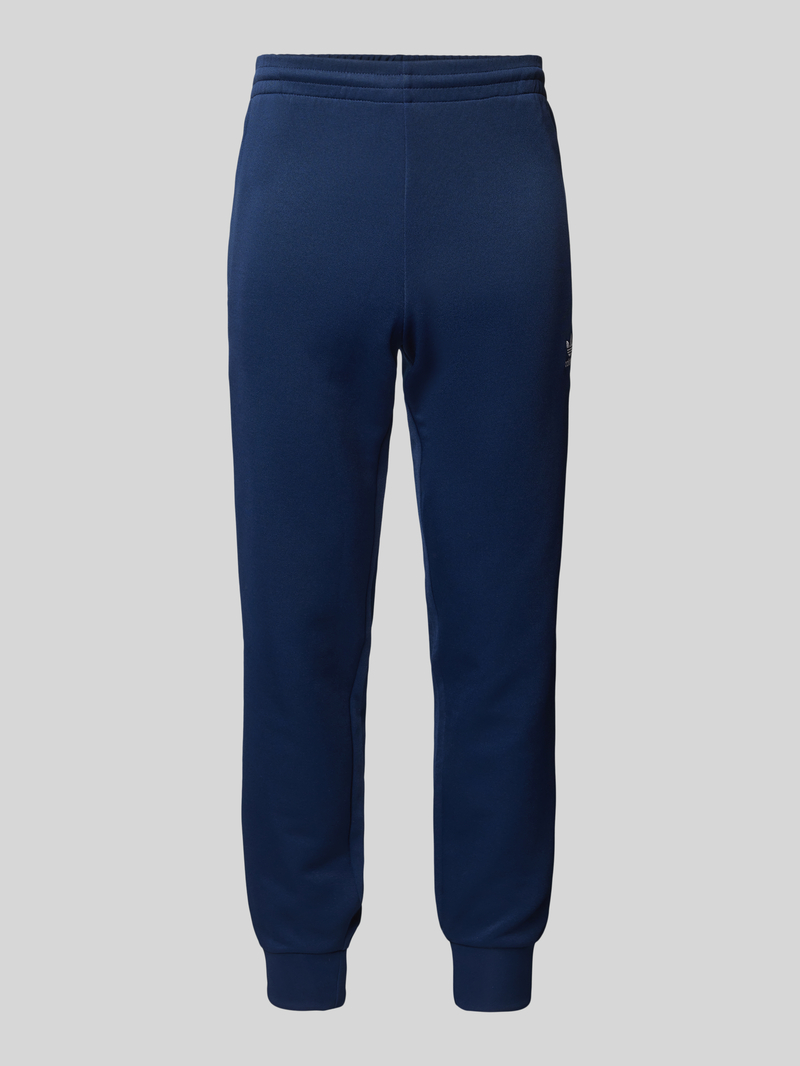 Spodnie dresowe o kroju slim fit z wyhaftowanym logo