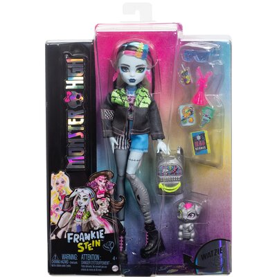 Monster High Lagoona Blue Lalka w siateczkowej koszulce i bojówkach z figurką rybki Neptuny i akcesoriami, takimi jak plecak, „przekąska” i notatnik, HXH75