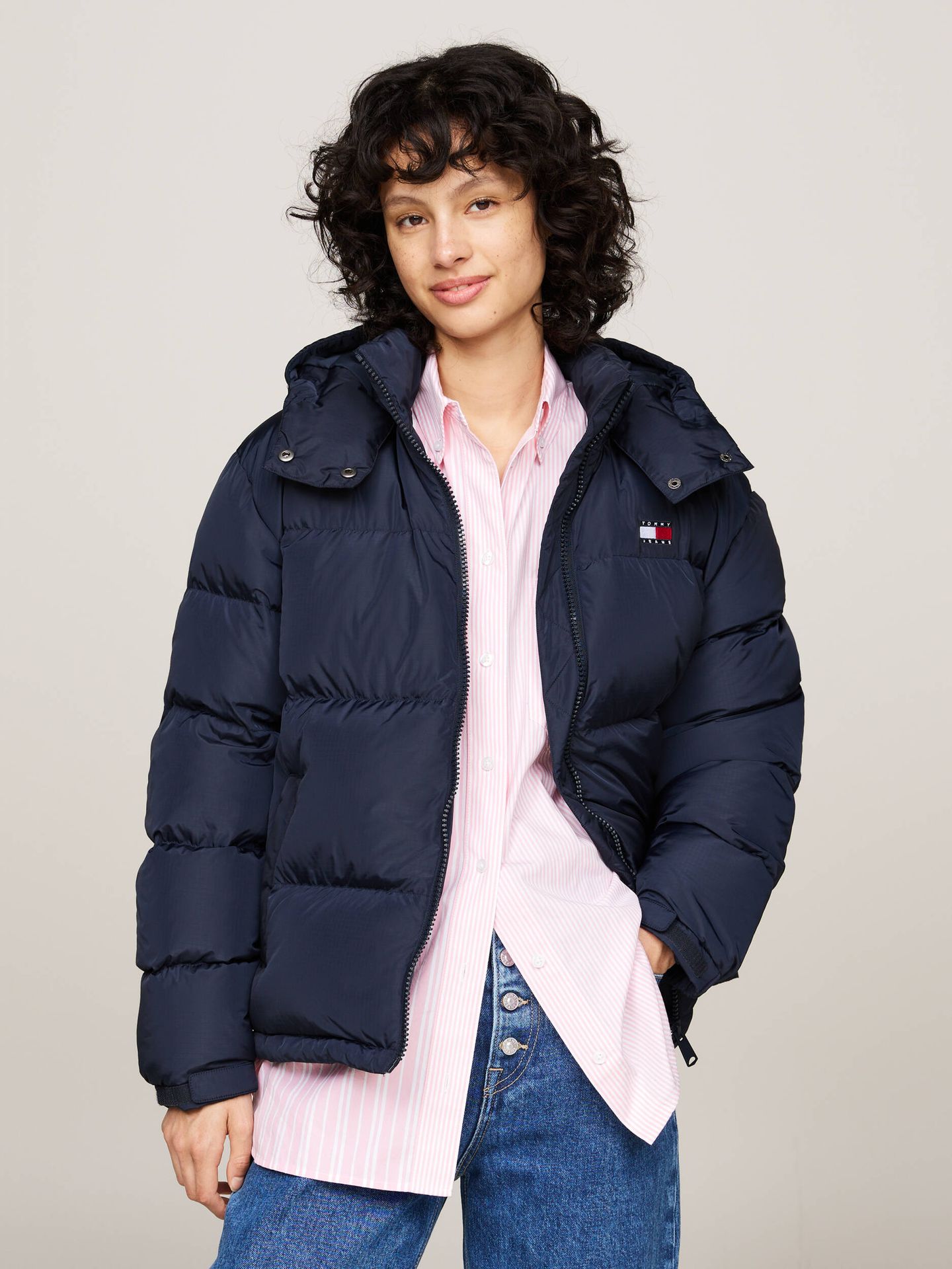 Tommy Jeans Puchowa kurtka Regular Fit