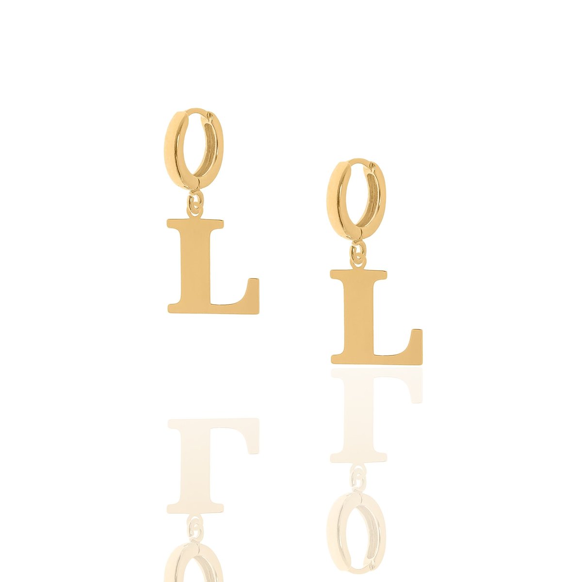 Kolczyki srebrne pozłacane z dużymi literami M
