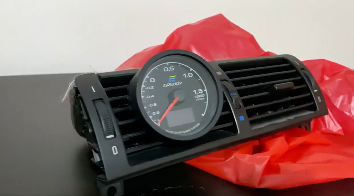 Środkowa Kratka wskaźnik 62mm TURBO BMW E39