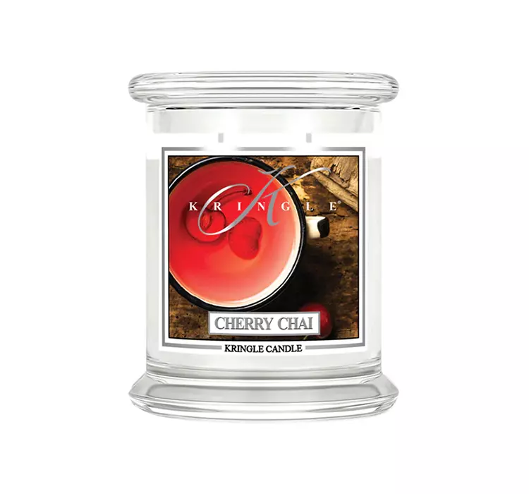 Świeca zapachowa Kringle Candle Cherry Chai, średni, klasyczny słoik, 411 g, z 2 knotami