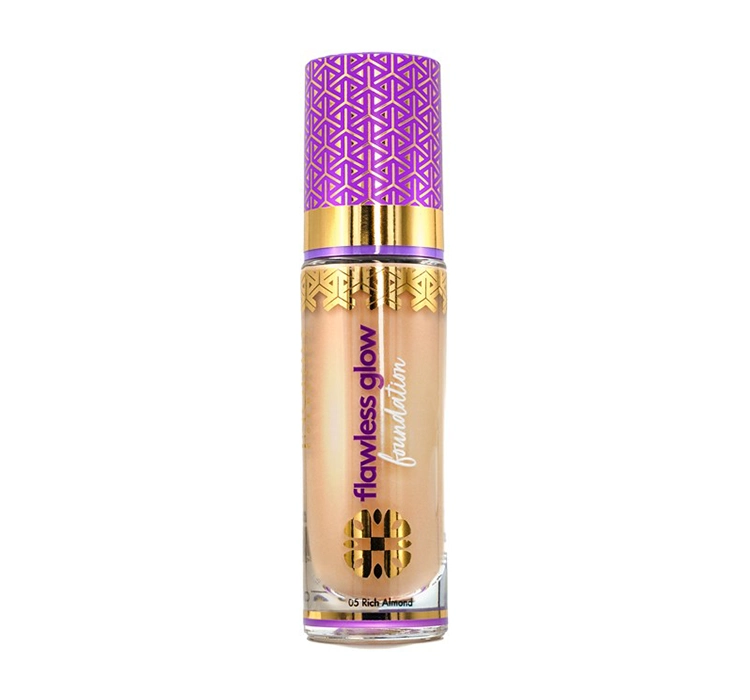 Ingrid Cosmetics Cosmetics Podkład Rozświetlający Flawless Glow 05 RICH ALMOND 30 ml