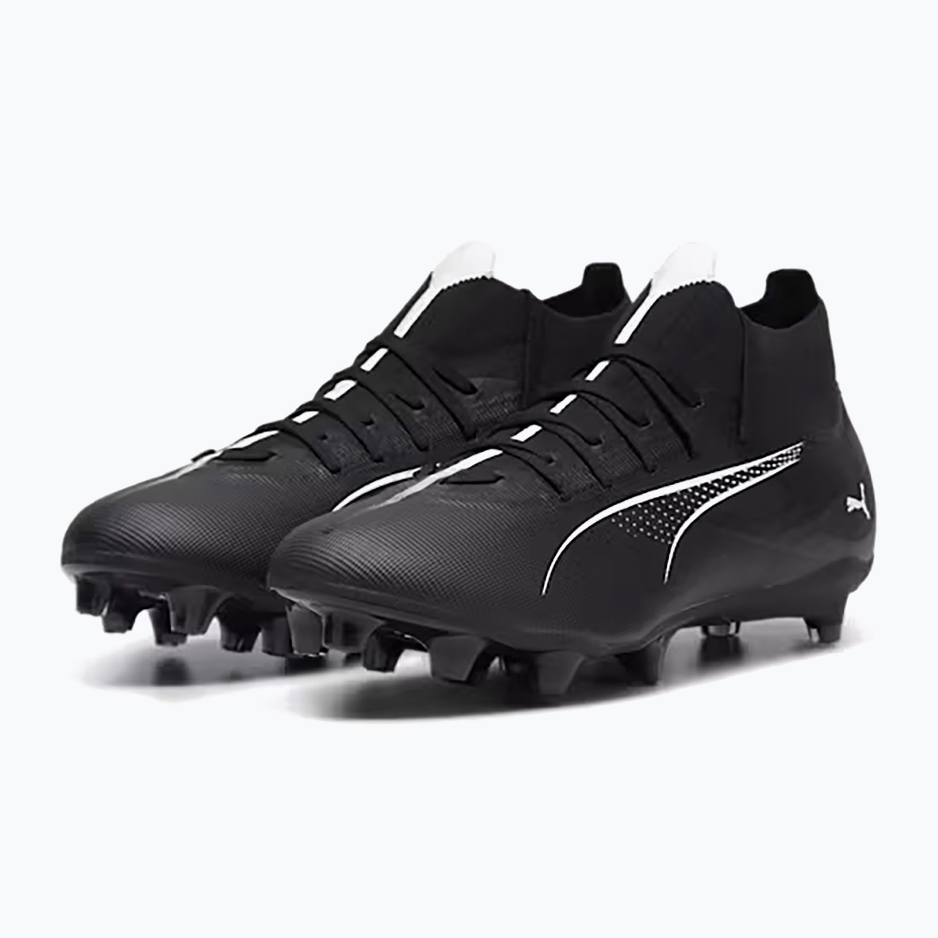 Buty piłkarskie PUMA Ultra 5 Match+ FG/AG puma black/puma white WYSYŁKA W 24H 30 DNI NA ZWROT