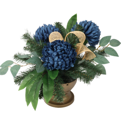 Stroik dekorowany w misie chryzantemy