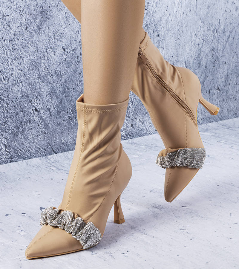 Beżowe botki zdobione cyrkoniami Caisse-39