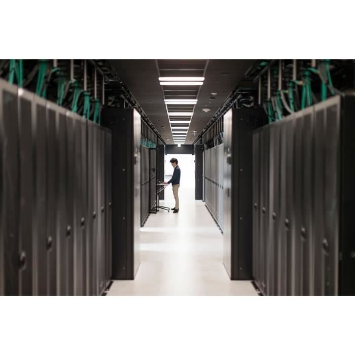 Przełącznik sieciowy Hewlett Packard Enterprise R8Q71A Zarządzany Gigabit Ethernet L3 (10/100/1000) Power over Ethernet (PoE)