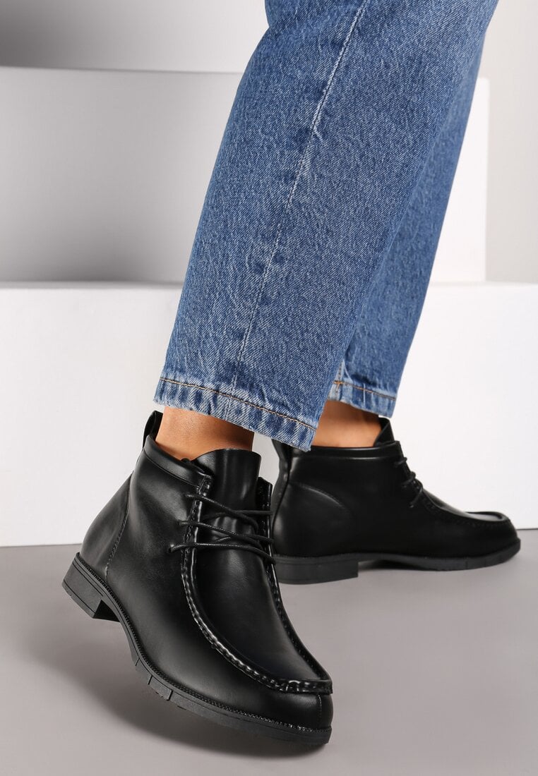 Czarne Półbuty na Płaskiej Podeszwie ze Sznurowaniem Ozdobione Przeszyciami Itterisa