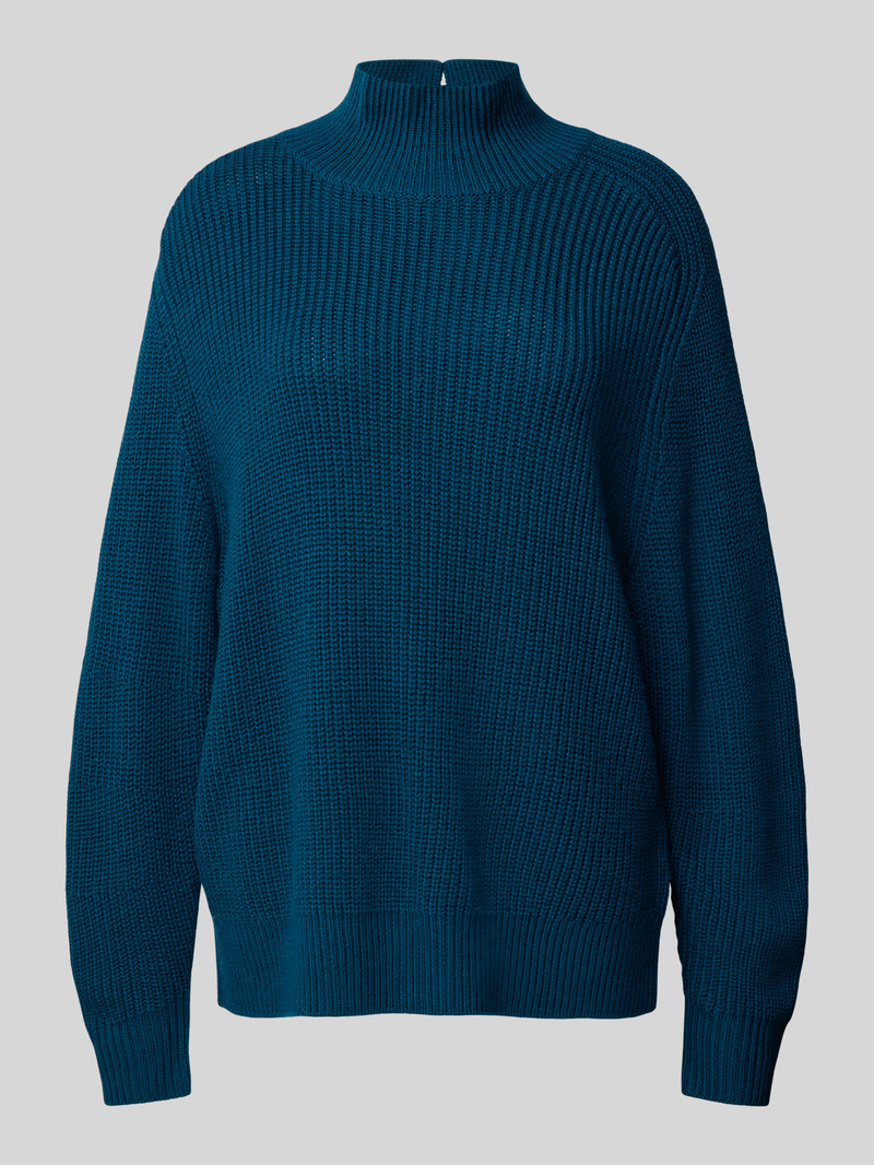 Sweter z dzianiny z żywej wełny ze stójką