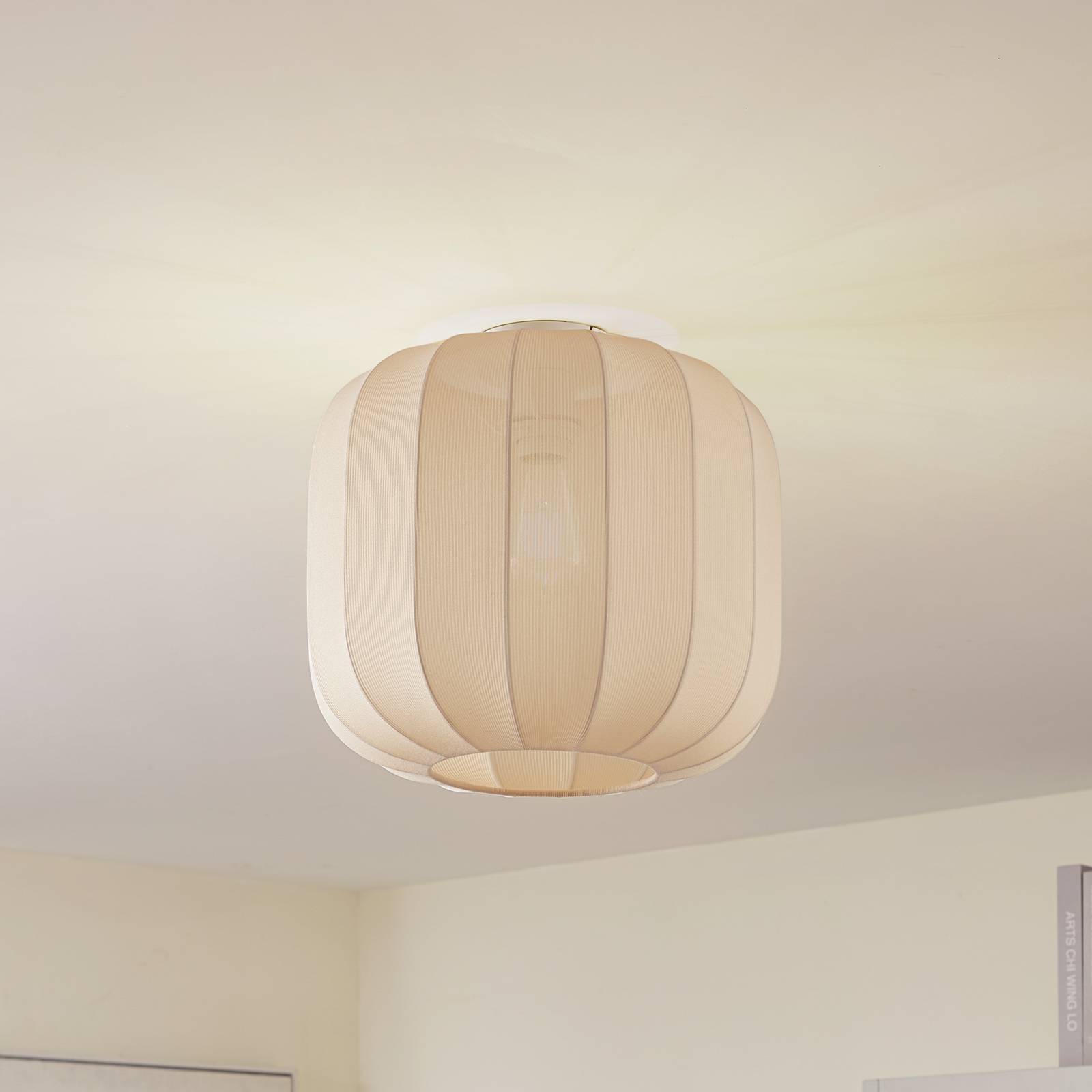 Lampa sufitowa Lindby Helin, beżowa, tkanina, Ø 35 cm