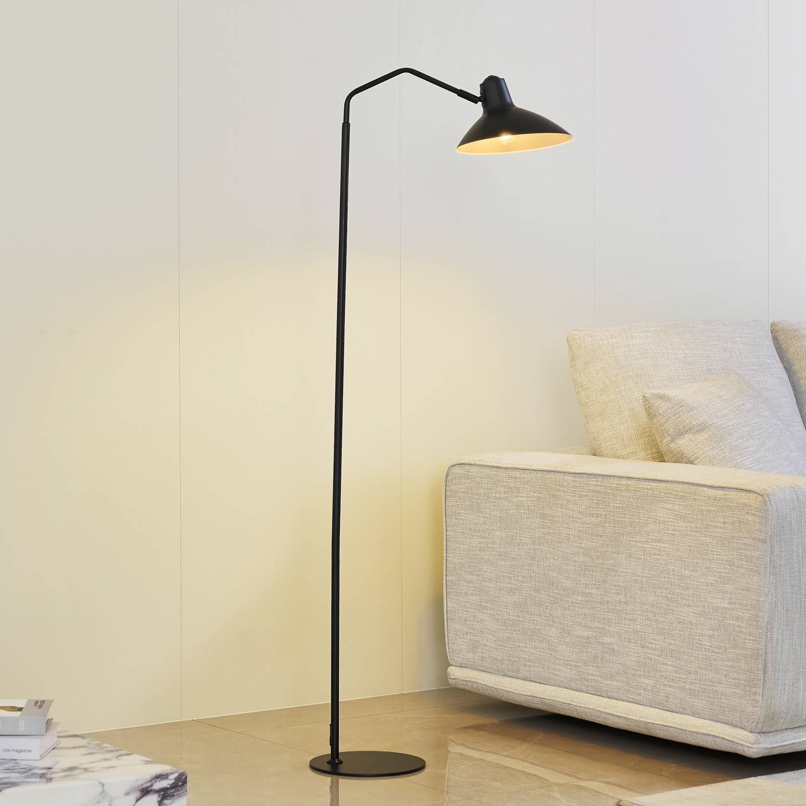 Lampa stojąca Lindby Adrik, czarny, metal