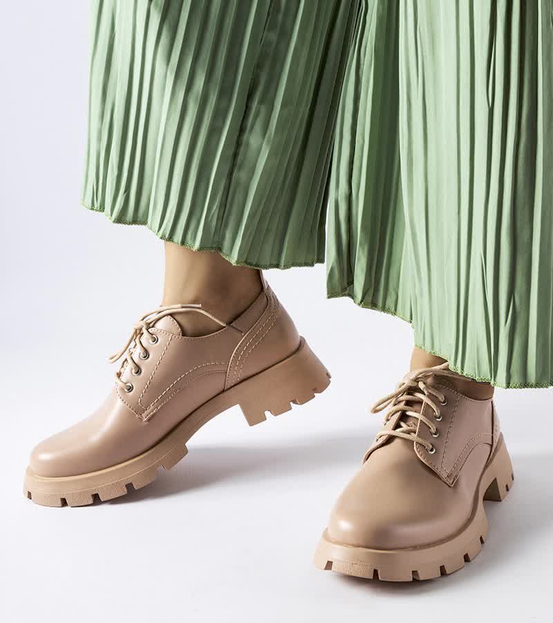 Beżowe półbuty o matowym wykończeniu Charleston-39