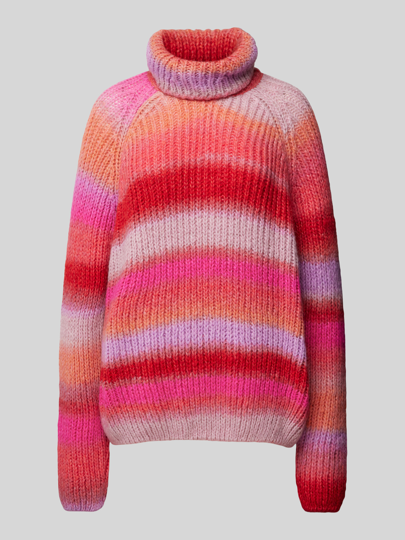 Sweter z dzianiny z wywianym kołnierzem