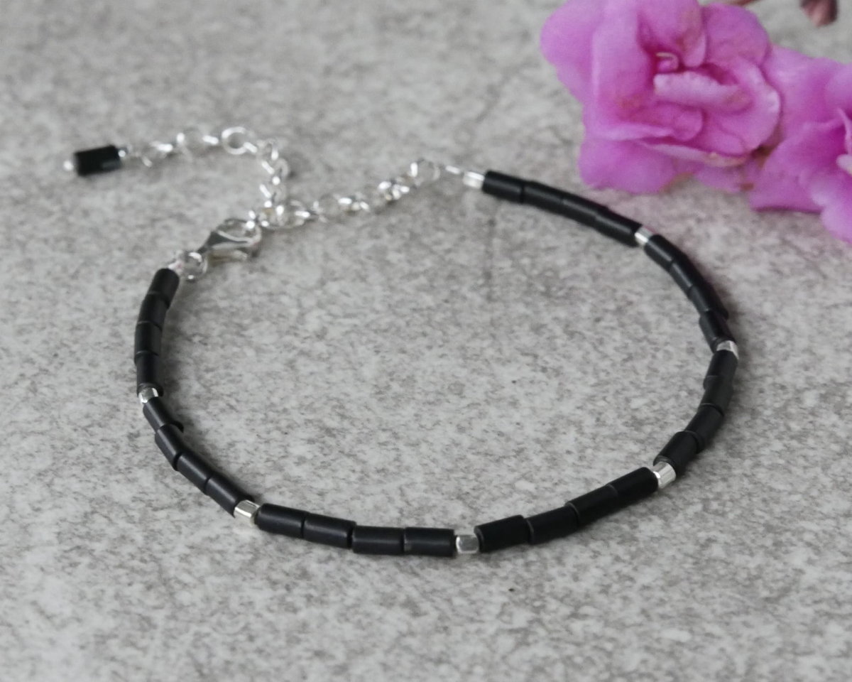 Bransoletka z czarnym matowym Hematytem w srebrze