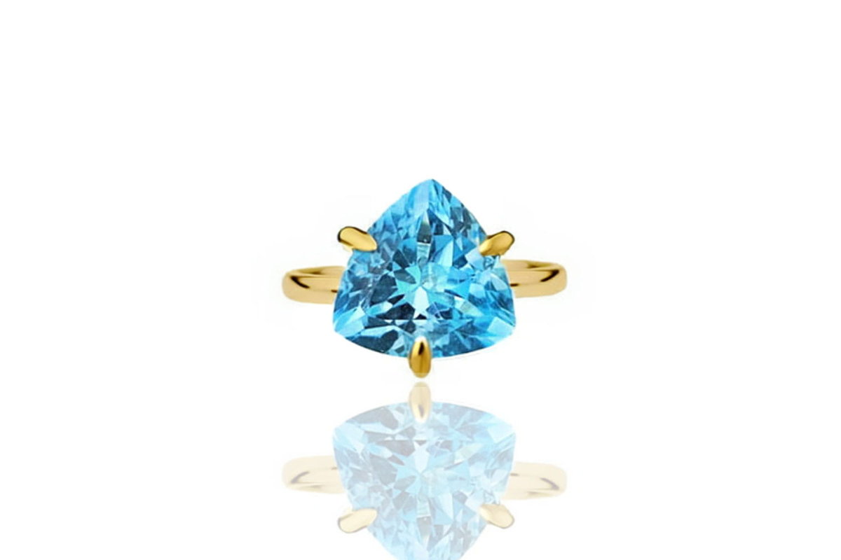 Pierścionek Topaz Sky Blue 4 Ct. Trylion
