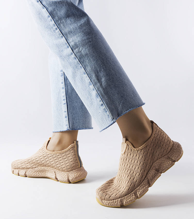 Beżowe sportowe sneakersy wsuwane  Obenor-38