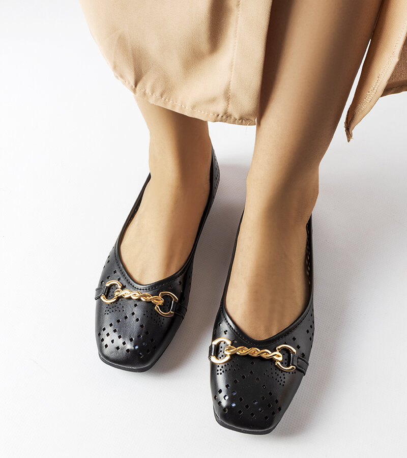 Czarne ażurowe balerinki Schiavone-36