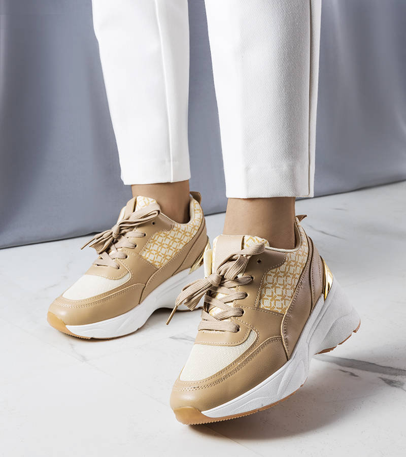 Beżowe sneakersy zdobione monogramem Lora-39