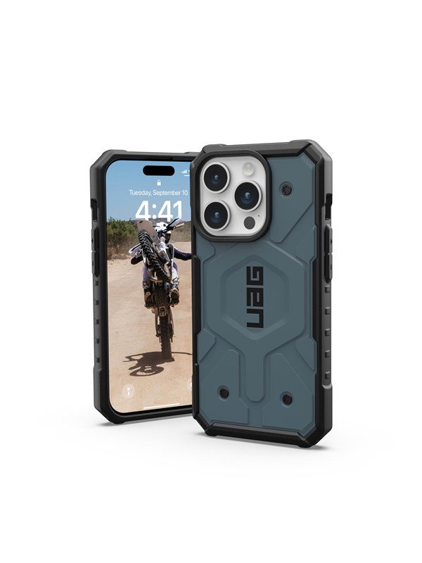 UAG Pathfinder MagSafe - cloud blue - iPhone 15 Pro