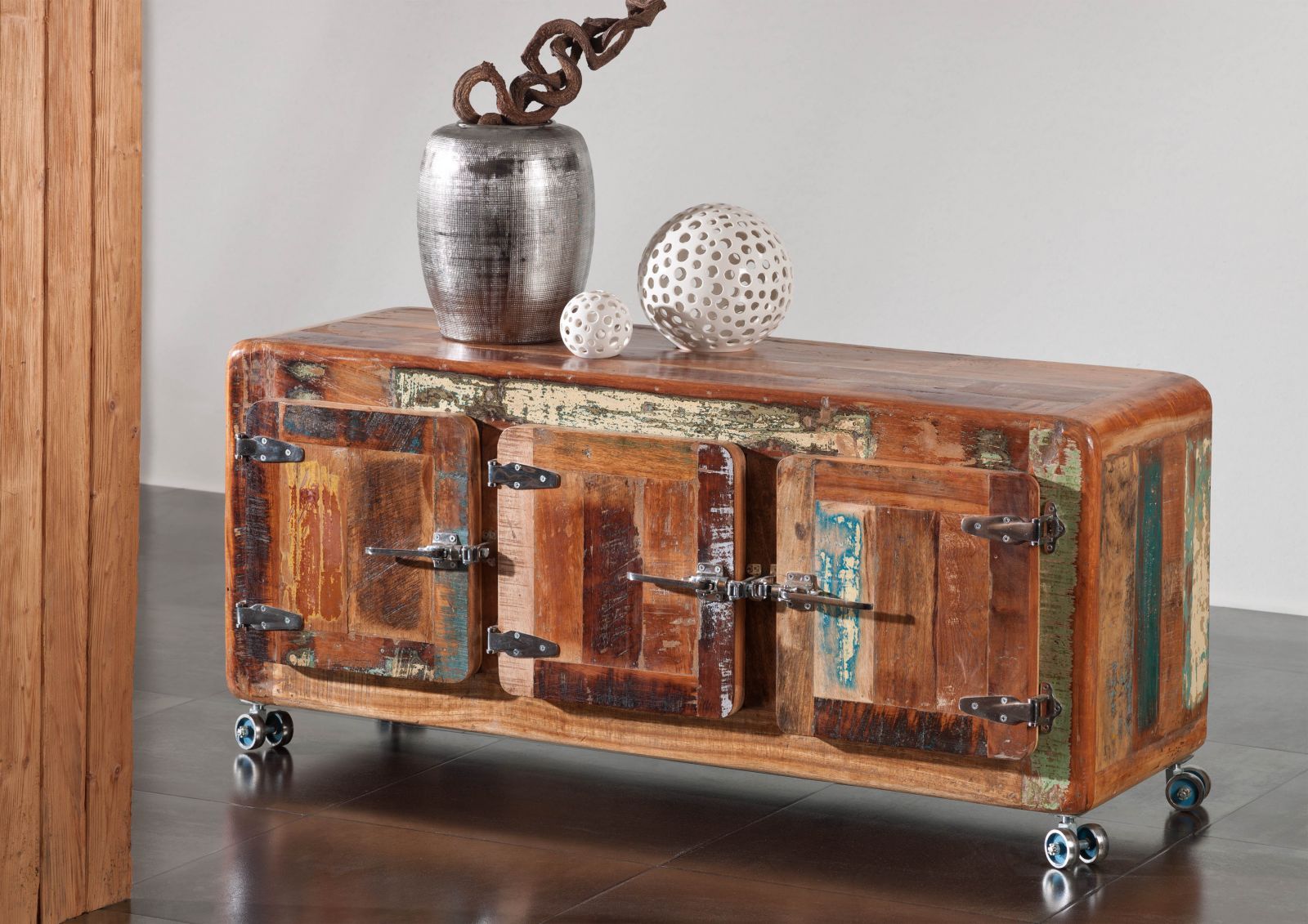 Komoda Szafka Rtv Freezy #04 Lakierowane Lite Drewno Z Odzysku 126X40X56 Cm B 1735