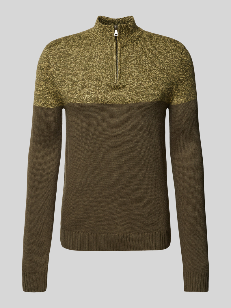 Sweter z dzianiny ze stójką