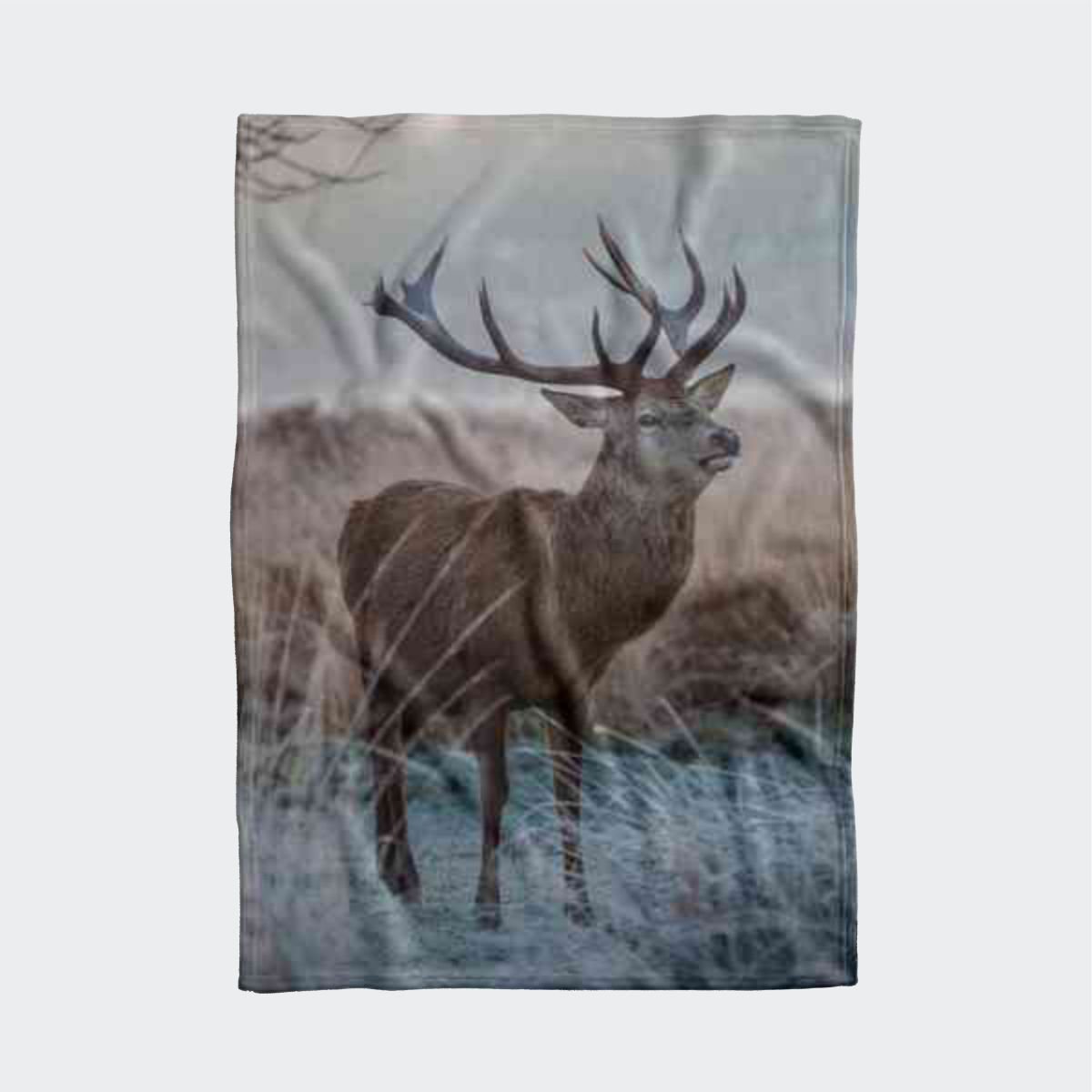 Koc pluszowy WINTER wzór BN19  | jeleń w śniegu 150 x 200 cm