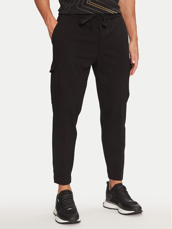 Boss Joggery Urbanex 50522626 Czarny Tapered Fit