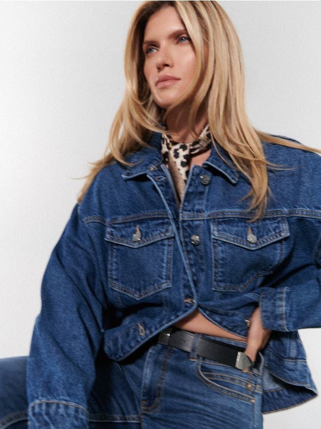 Mohito - Kurtka jeansowa oversize - niebieski