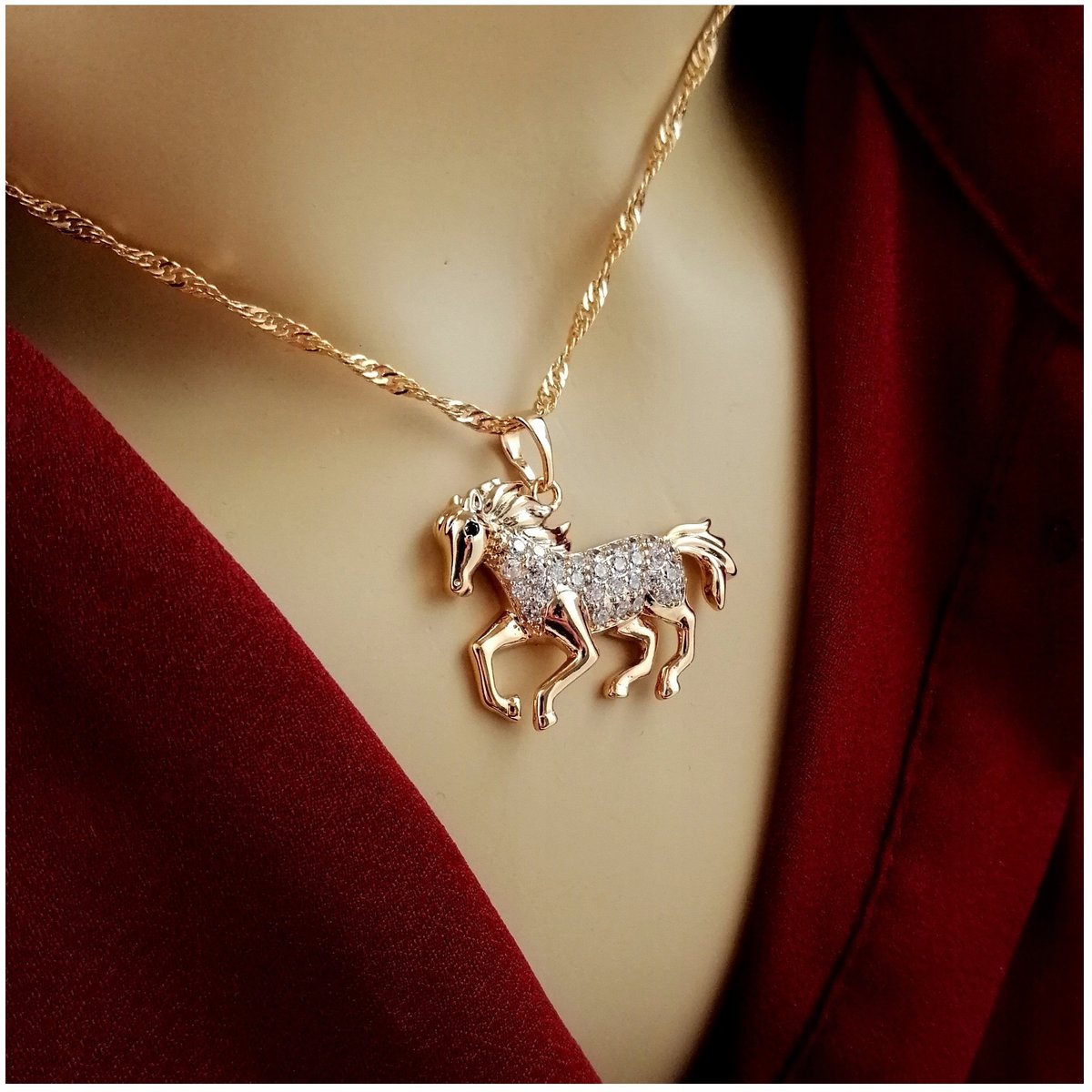 Złoty Naszyjnik Koń Z Kryształkami 18K Prezent Dla Córki Wnuczki Siostry
