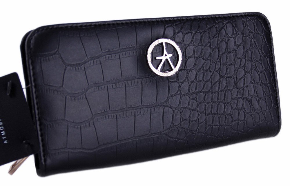 Czarny portfel, wężowa skóra