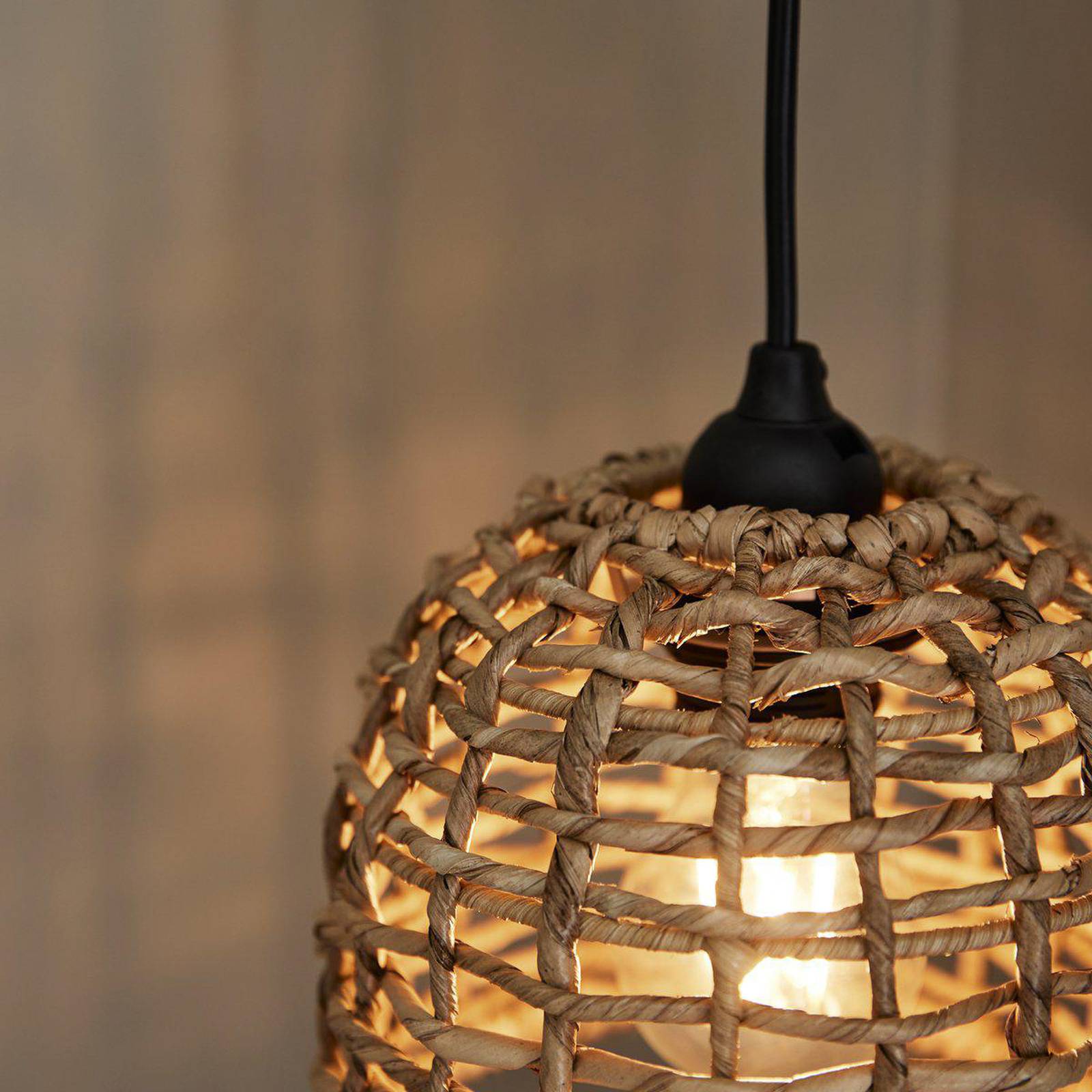 PR Home lampa wisząca zewnętrzna Cebu, Ø 17 cm, Lampakanay, wtyczka