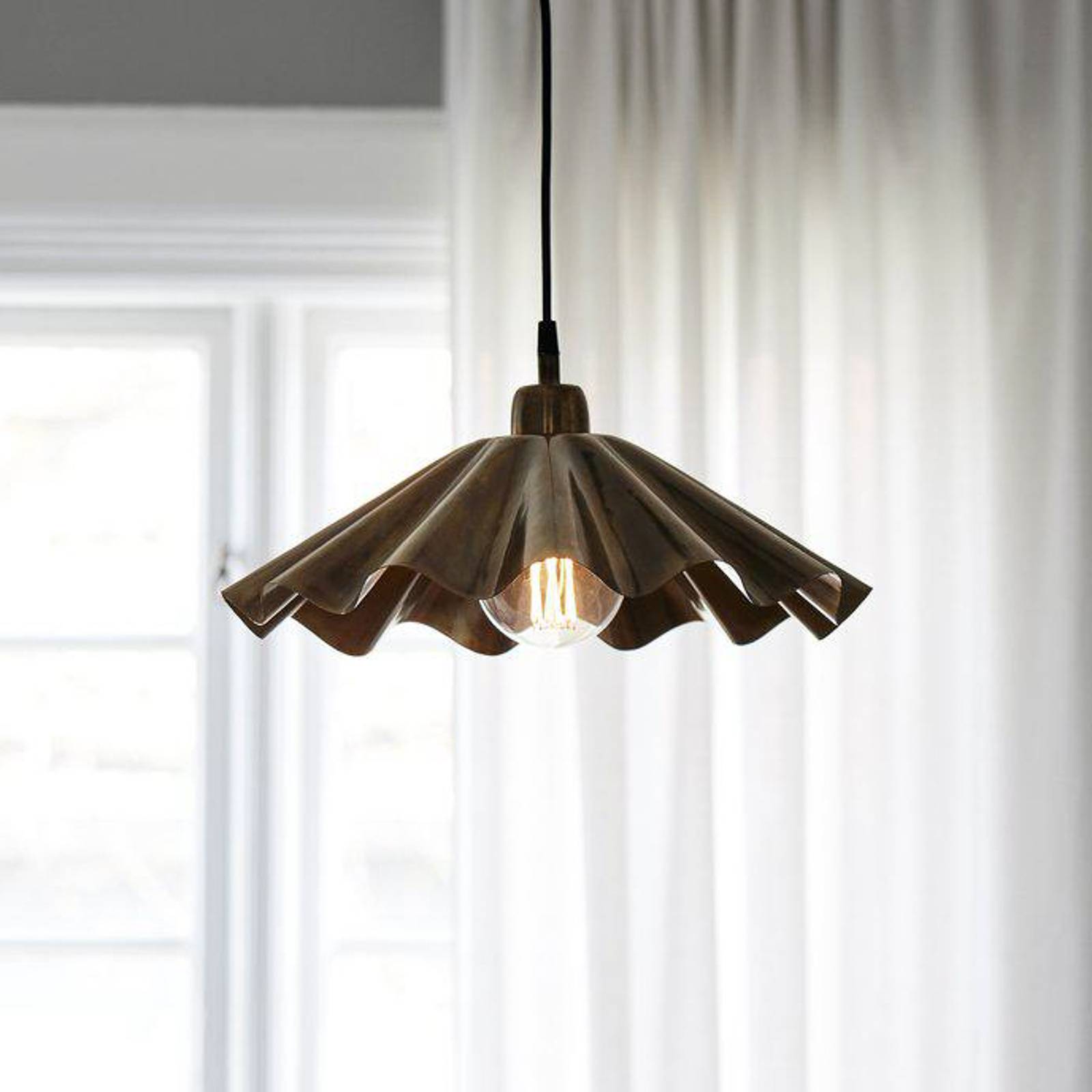 PR Home lampa wisząca Aira, kolor mosiądz olejowany, Ø 41 cm metal