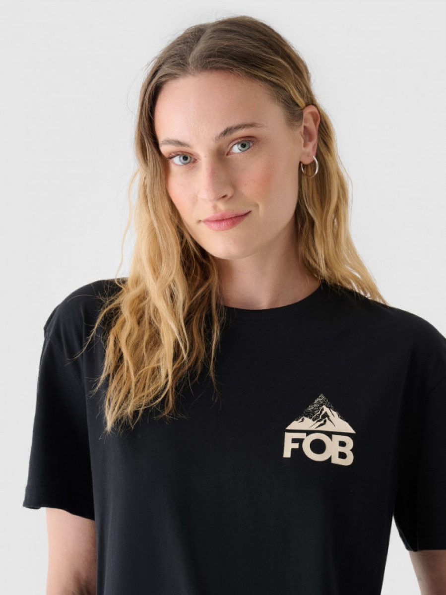 Damski t-shirt z nadrukiem 4F 4FWAW24TTSHF1935 - czarny
