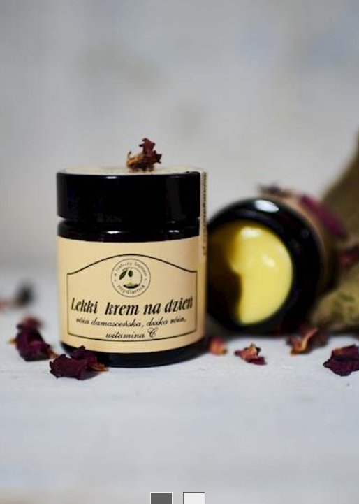 Lekki Krem Na Dzień  Zmysłowa Róża, 30ml