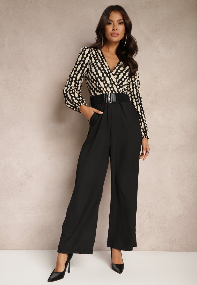 Czarno-Beżowy Kopertowy Kombinezon z Prostymi Nogawkami i Wzorzystą Górą z Paskiem w Talii Tinorielle