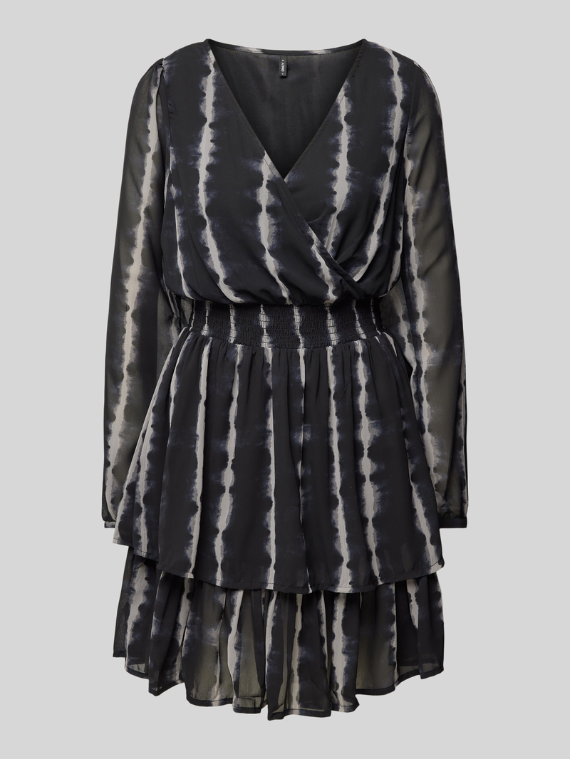 Sukienka mini z elastycznym pasem model ‘Star’