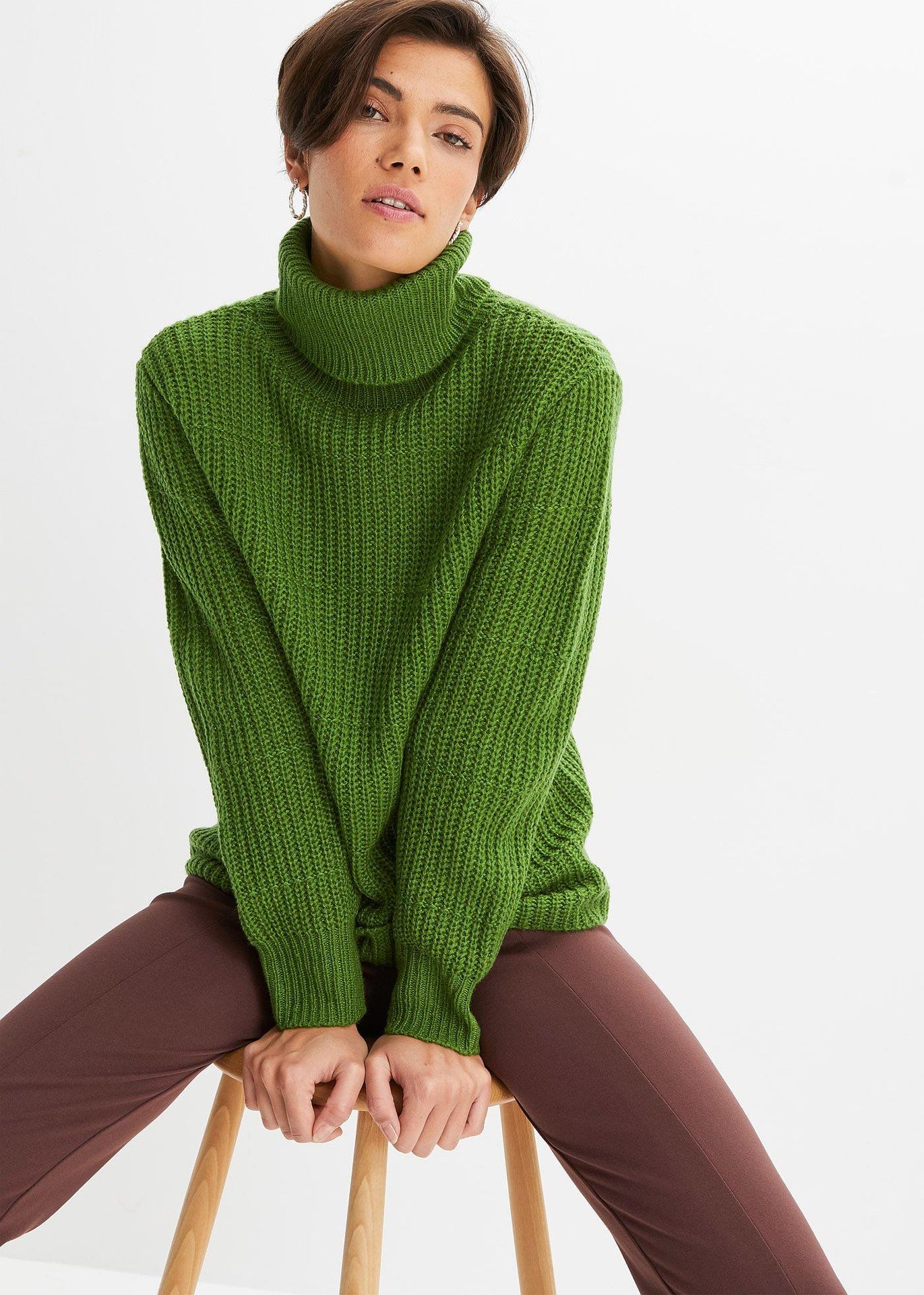 Sweter z golfem - bonprix