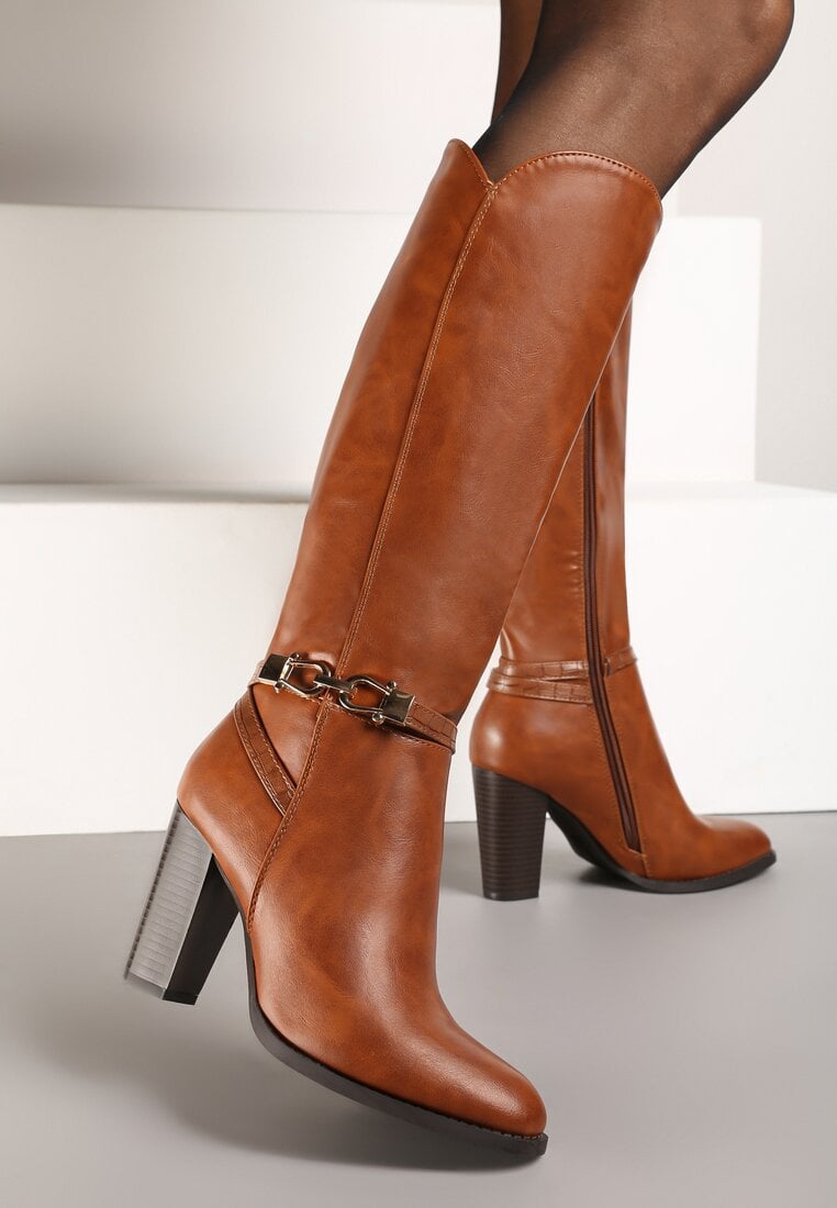 Brązowe Kozaki na Słupku Muszkieterki z Klamerką Vortilina