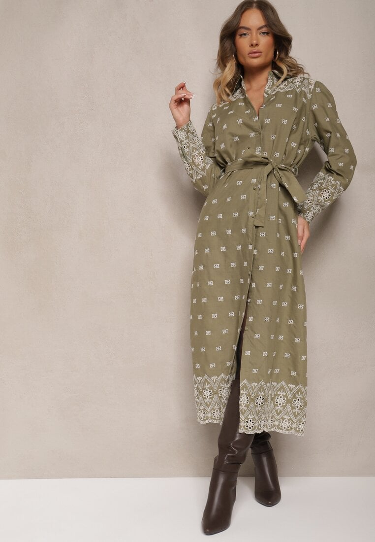 Zielona Koszulowa Sukienka Zdobiona Haftowanym Wzorem Wiązana w Pasie Tinnora