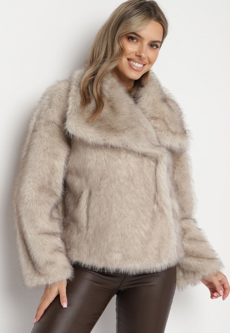 Beżowa Kurtka Futerko z Szerokim Kołnierzem Vertilira