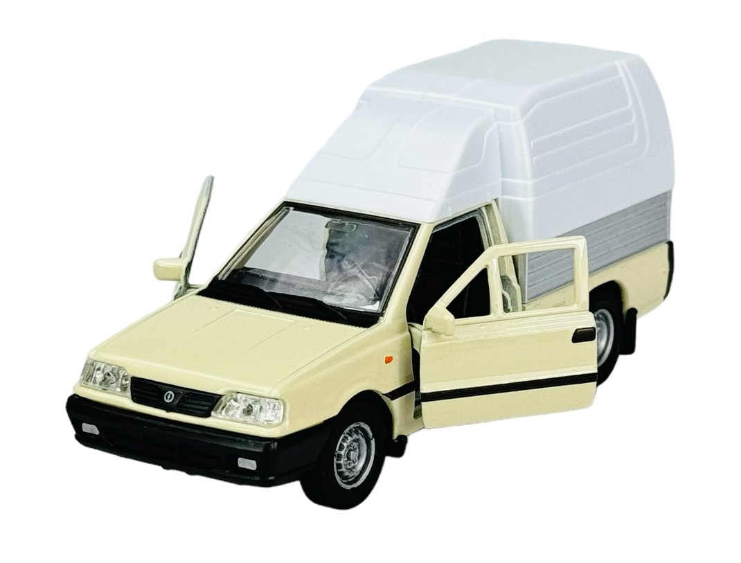 WELLY FSO POLONEZ TRUCK BEŻOWY 1:34 43843