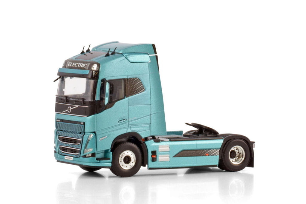 Volvo FH5 Globetrotter Electric 1/50 WSI